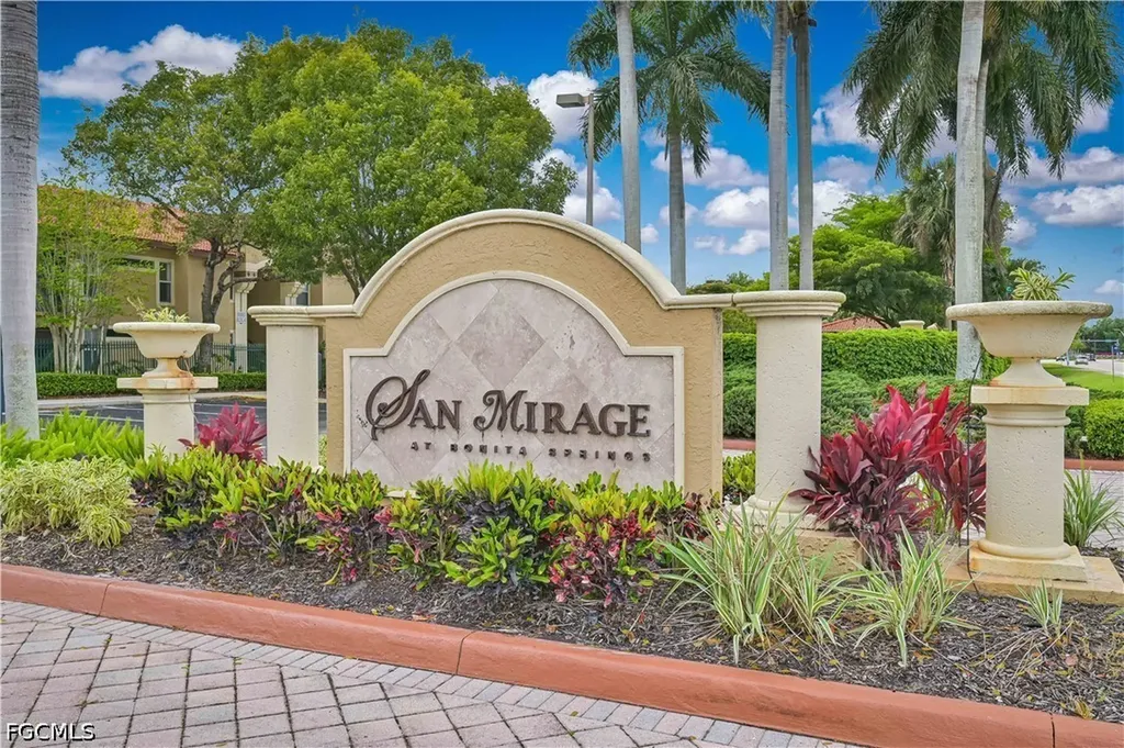 8920 Colonnades Court E Bonita Springs FL 34135