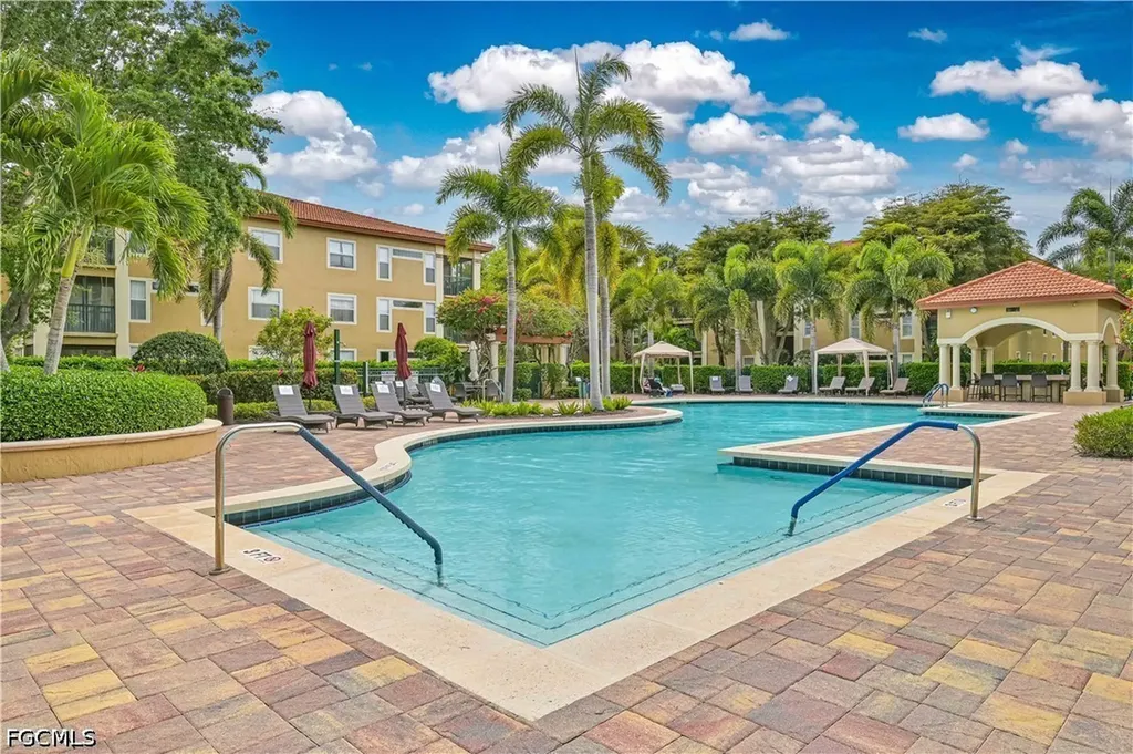 8920 Colonnades Court E Bonita Springs FL 34135