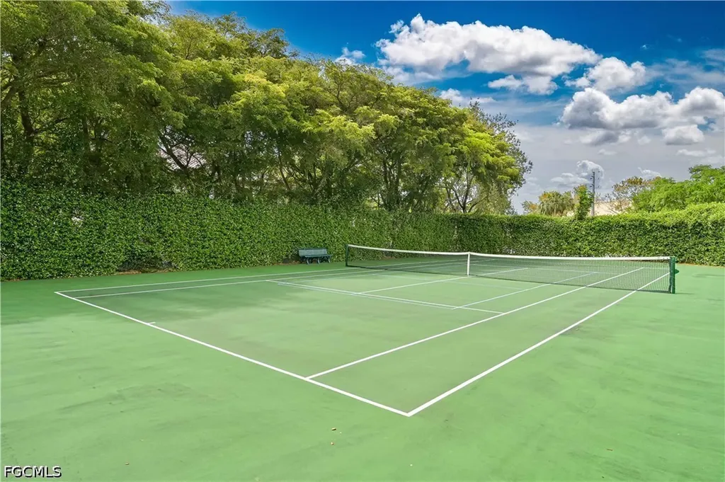 8920 Colonnades Court E Bonita Springs FL 34135
