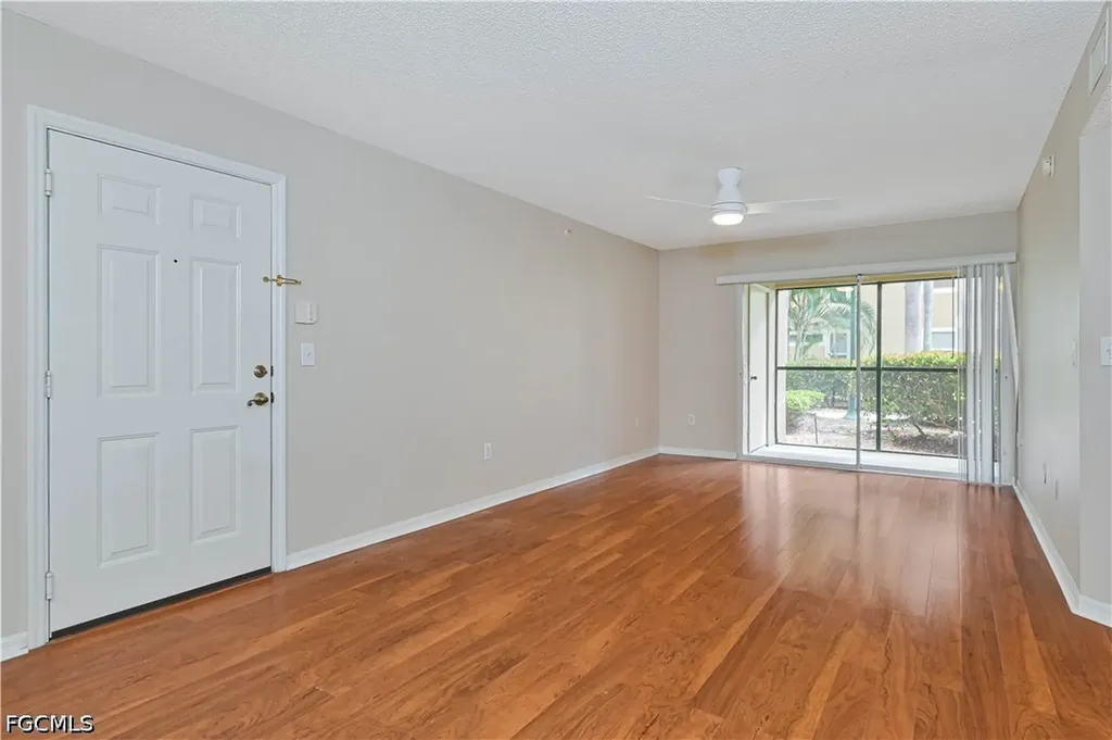 8920 Colonnades Court E Bonita Springs FL 34135