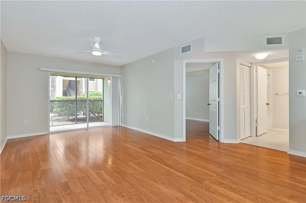 8920 Colonnades Court E Bonita Springs FL 34135