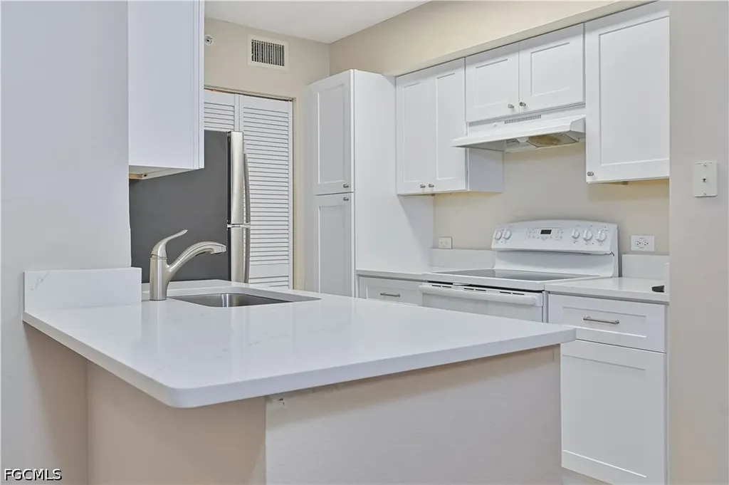 8920 Colonnades Court E Bonita Springs FL 34135