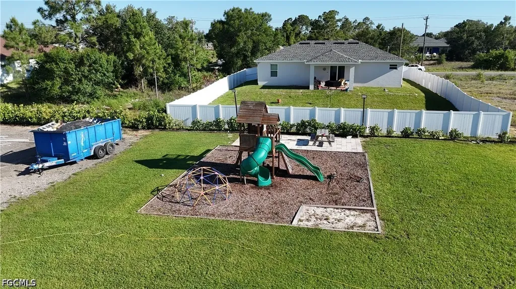 4017 7th Street SW Lehigh Acres FL 33976