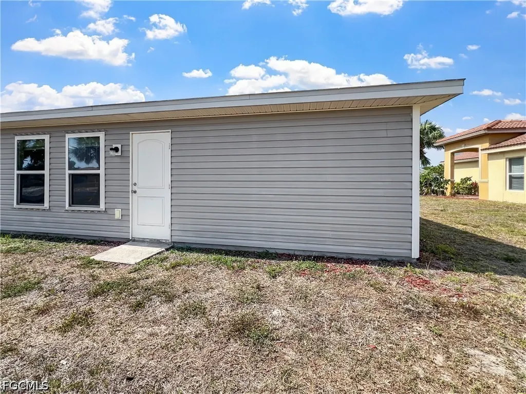 18321 Gibraltar Lane Lehigh Acres FL 33936