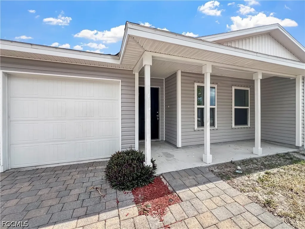 18321 Gibraltar Lane Lehigh Acres FL 33936