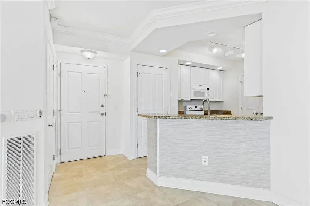 2825 Palm Beach Boulevard Fort Myers FL 33916