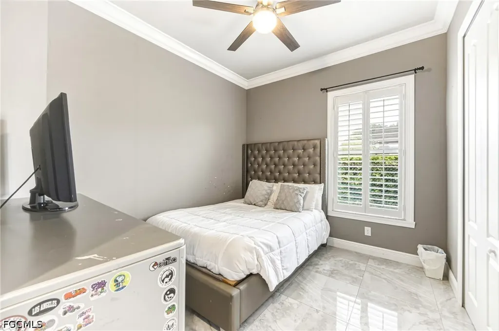 1700 43rd Terrace SW Naples FL 34116