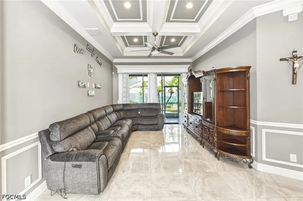1700 43rd Terrace SW Naples FL 34116