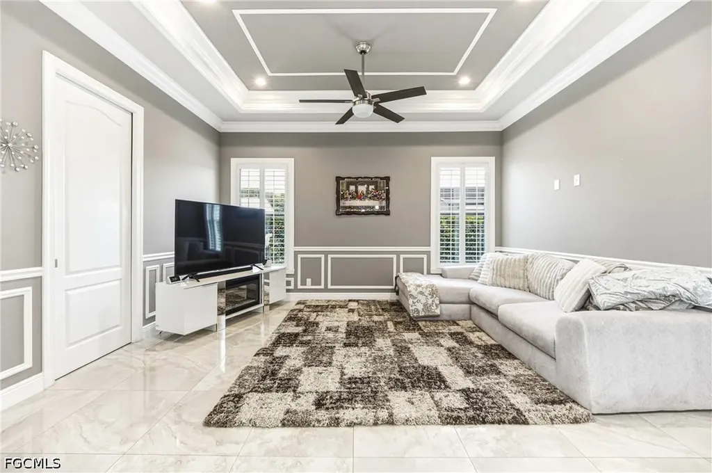 1700 43rd Terrace SW Naples FL 34116