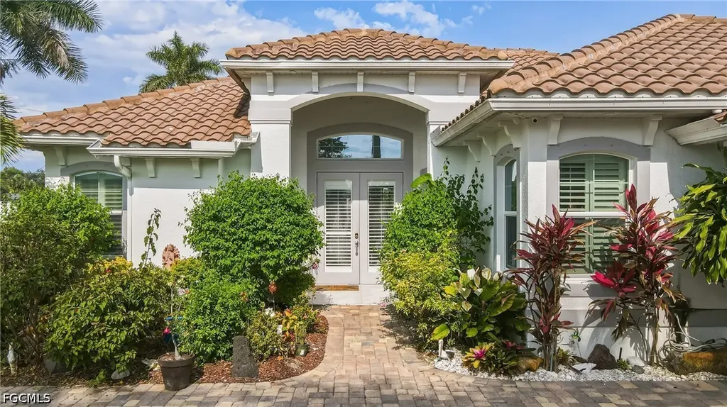 1700 43rd Terrace SW Naples FL 34116