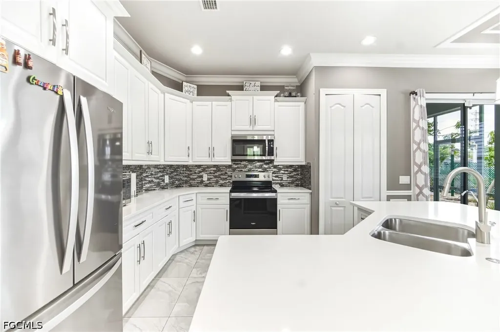 1700 43rd Terrace SW Naples FL 34116
