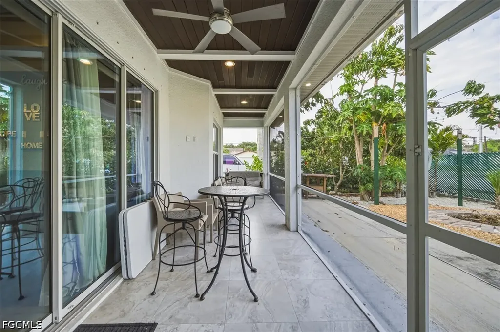 1700 43rd Terrace SW Naples FL 34116