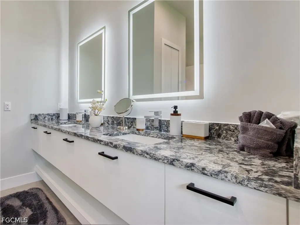 3004 SW 41st Terrace Cape Coral FL 33914