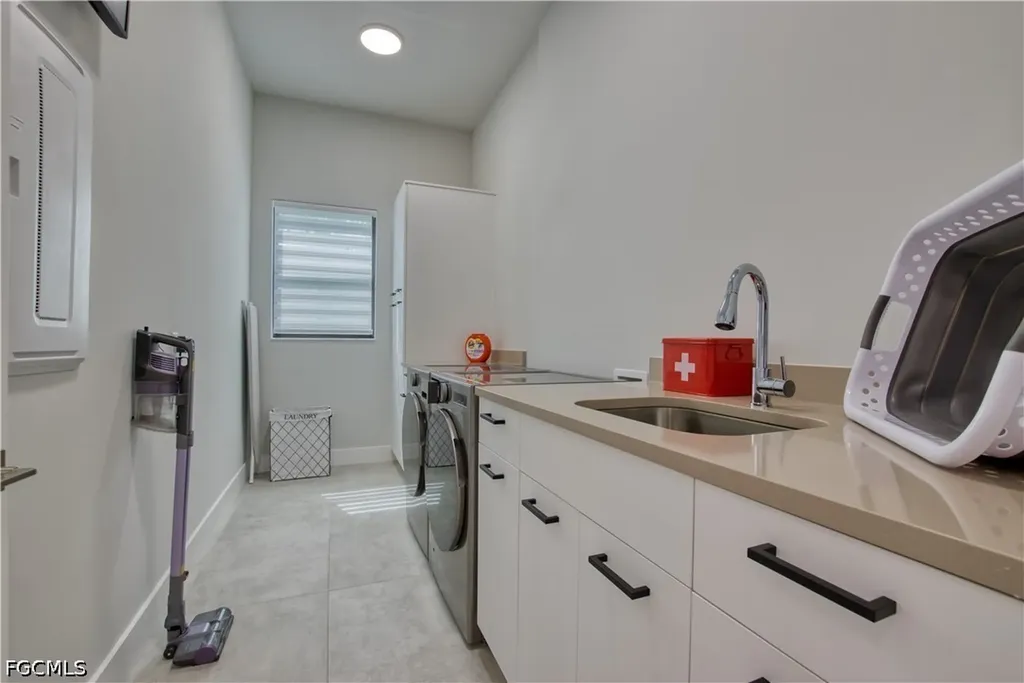 3004 SW 41st Terrace Cape Coral FL 33914