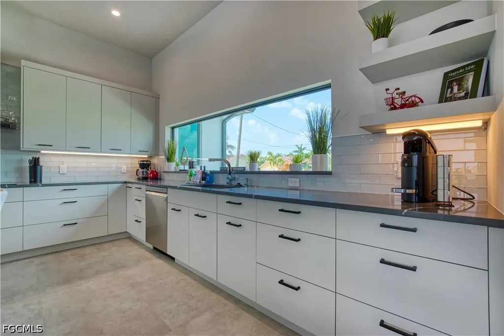 3004 SW 41st Terrace Cape Coral FL 33914