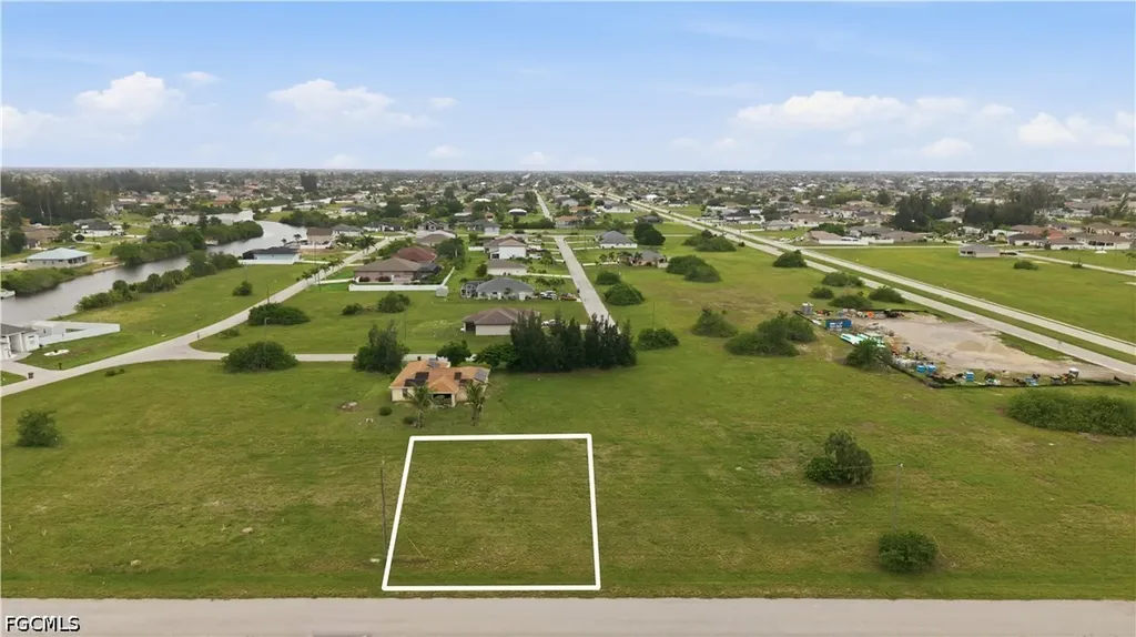 817 NW 31st Place Cape Coral FL 33993