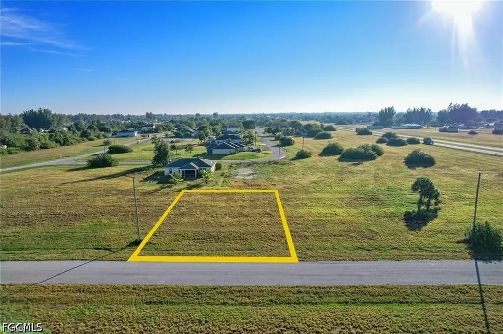 817 NW 31st Place Cape Coral FL 33993