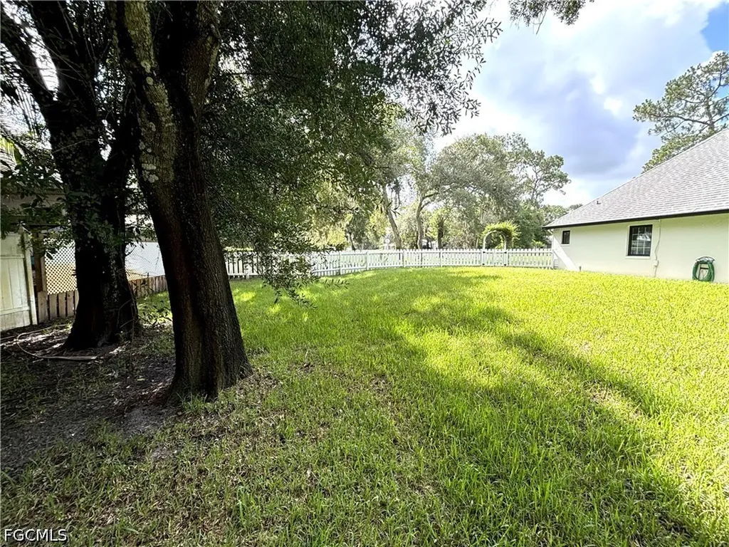 1090 Woods Drive Labelle FL 33935
