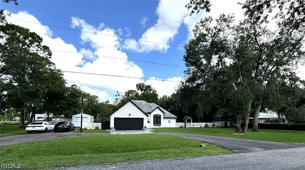 1090 Woods Drive Labelle FL 33935