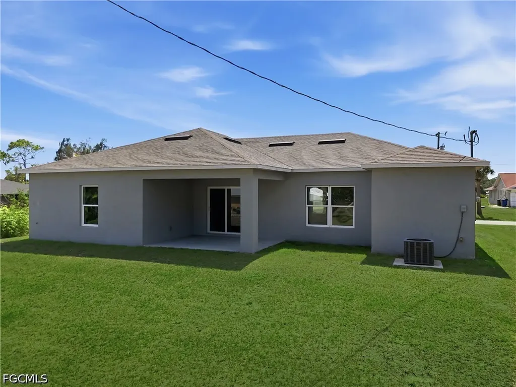 1406 Ford Circle Lehigh Acres FL 33936