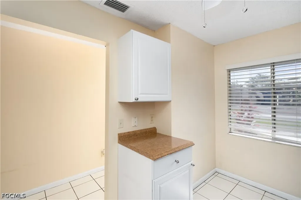 4608 SE 4th Place Cape Coral FL 33904