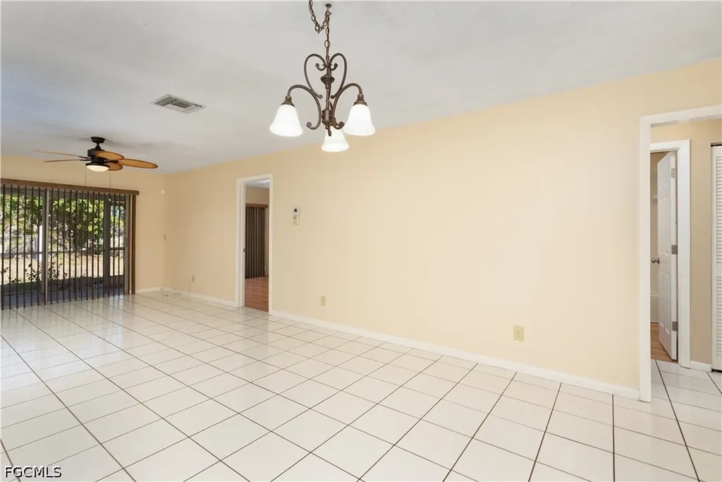 4608 SE 4th Place Cape Coral FL 33904