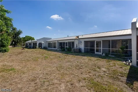4608 SE 4th Place Cape Coral FL 33904