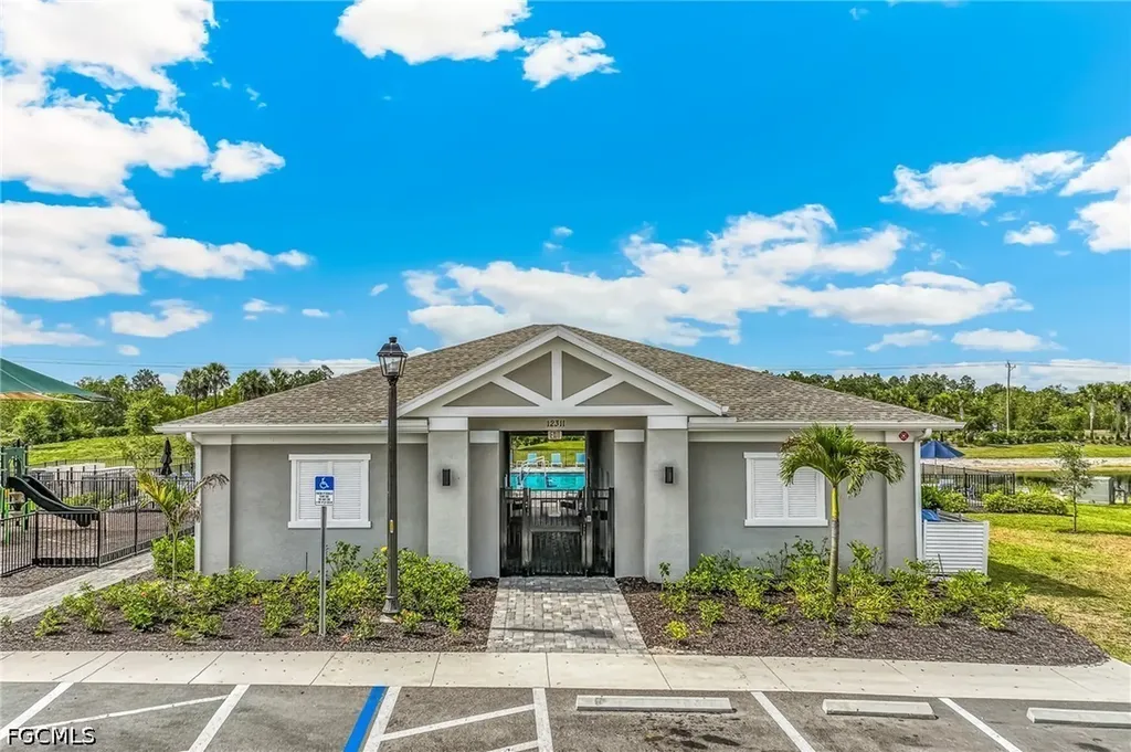 12201 Amber Waves Road Lehigh Acres FL 33974