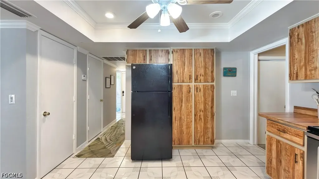 1337 NE Van Loon Terrace Cape Coral FL 33909