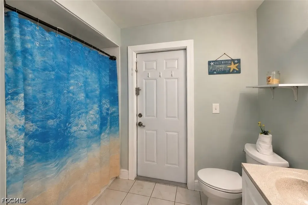 1337 NE Van Loon Terrace Cape Coral FL 33909
