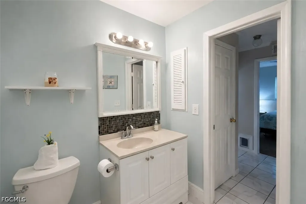 1337 NE Van Loon Terrace Cape Coral FL 33909