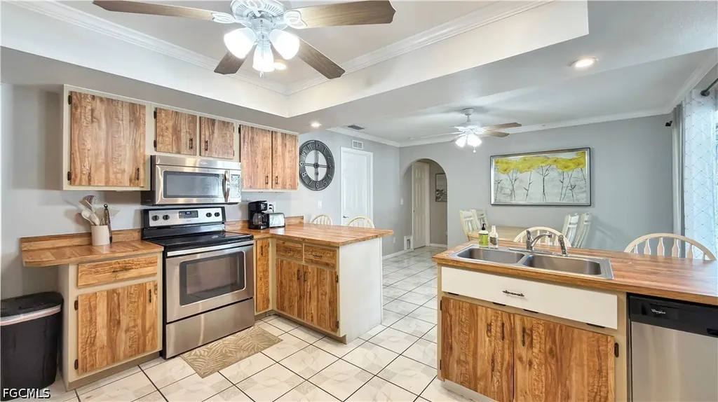 1337 NE Van Loon Terrace Cape Coral FL 33909