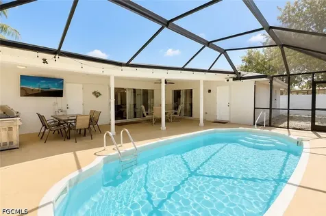 1337 NE Van Loon Terrace Cape Coral FL 33909