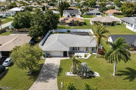 1337 NE Van Loon Terrace Cape Coral FL 33909