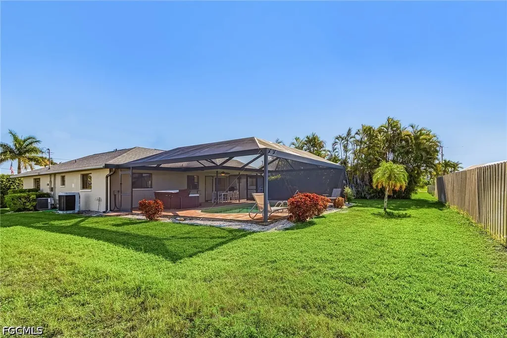 210 SW 43rd Lane Cape Coral FL 33914