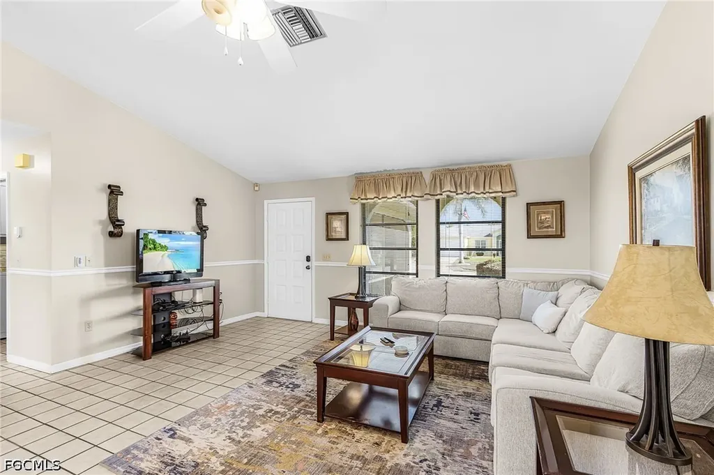 210 SW 43rd Lane Cape Coral FL 33914
