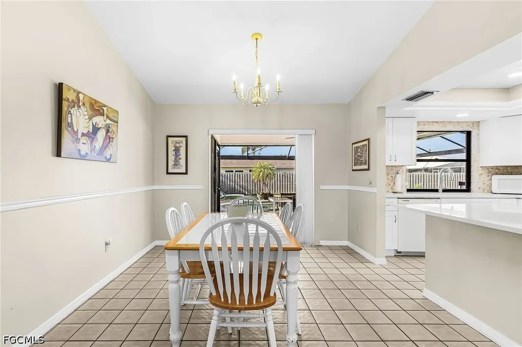 210 SW 43rd Lane Cape Coral FL 33914