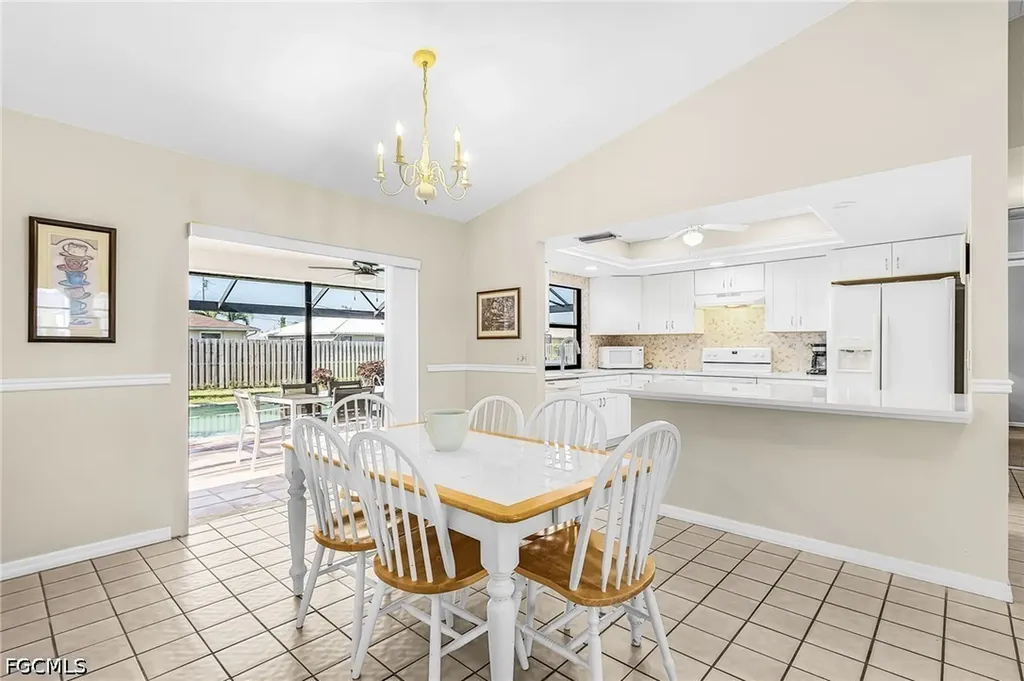 210 SW 43rd Lane Cape Coral FL 33914