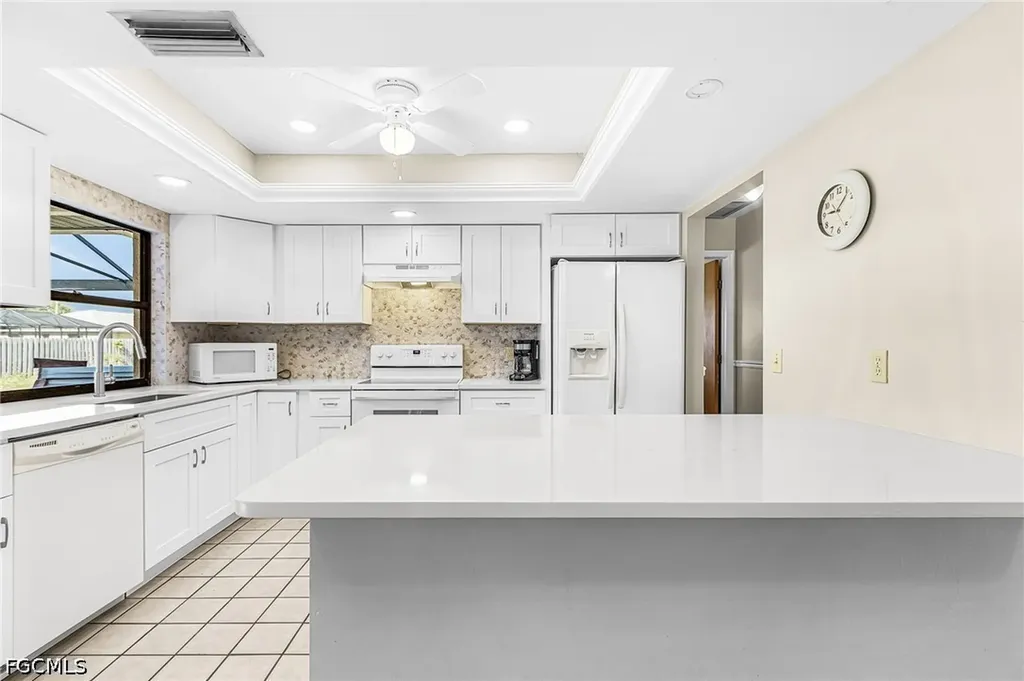 210 SW 43rd Lane Cape Coral FL 33914
