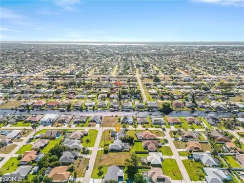 210 SW 43rd Lane Cape Coral FL 33914