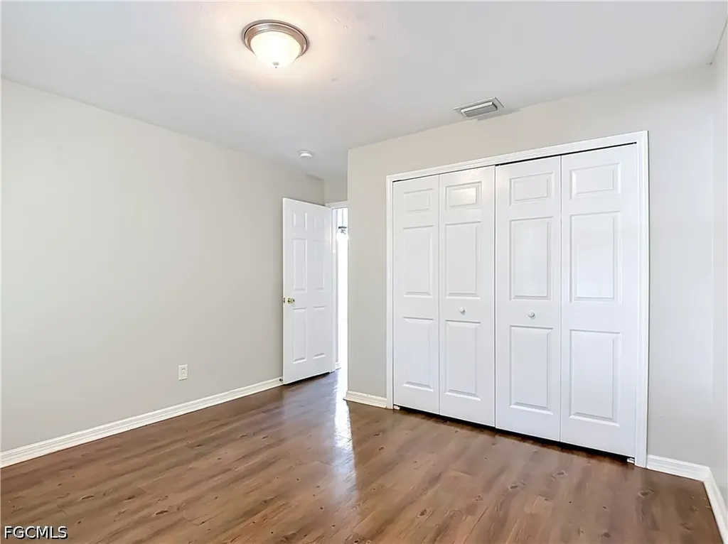 6117 Kramer Avenue Fort Myers FL 33905