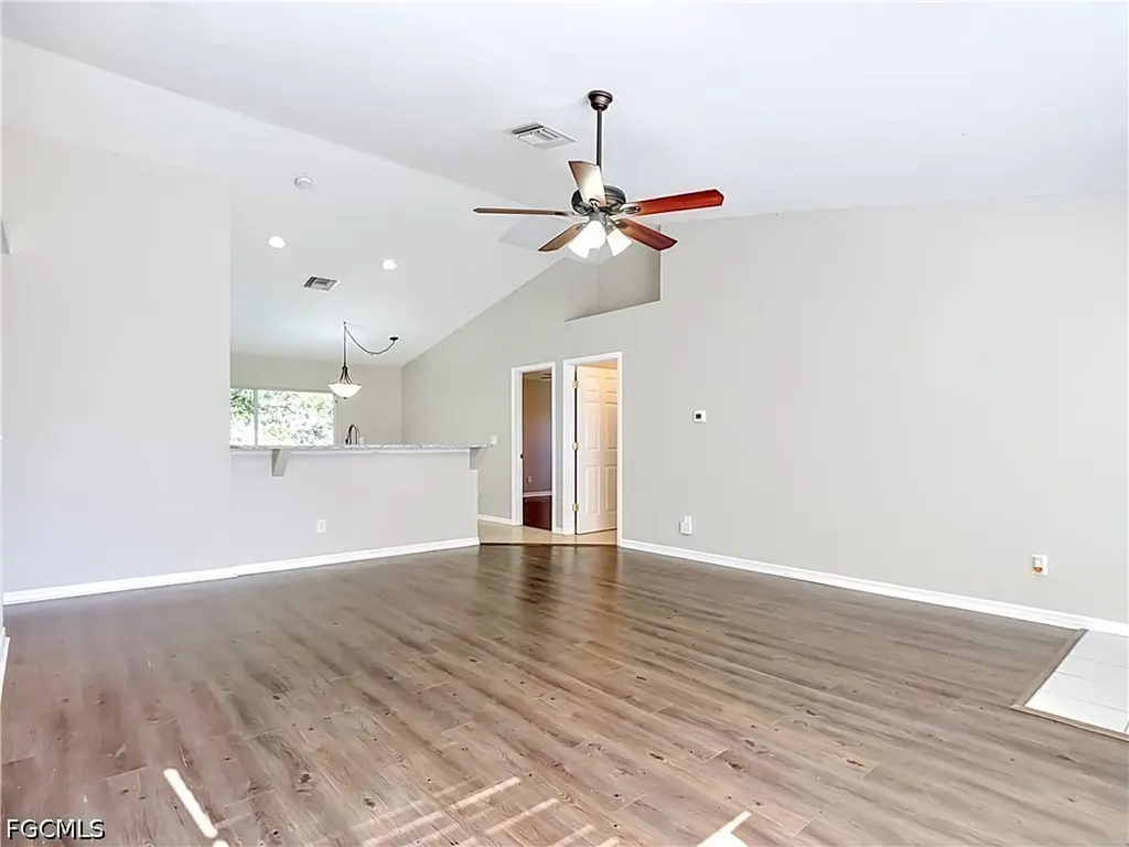 6117 Kramer Avenue Fort Myers FL 33905