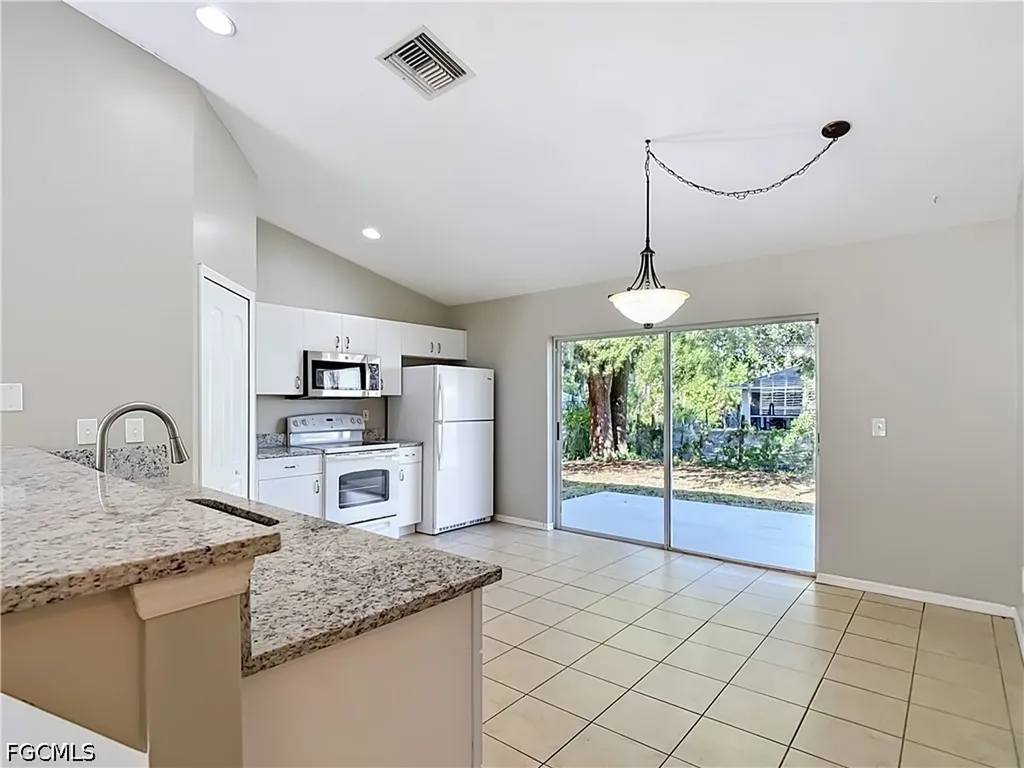 6117 Kramer Avenue Fort Myers FL 33905