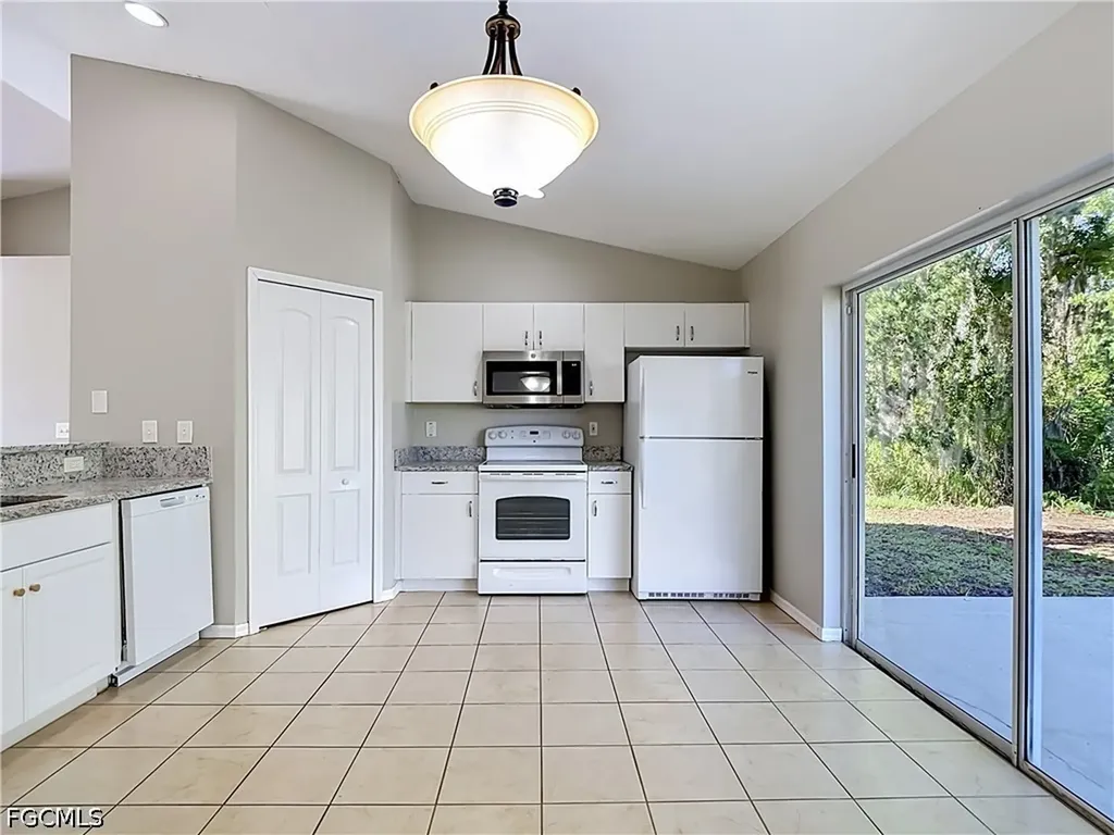 6117 Kramer Avenue Fort Myers FL 33905