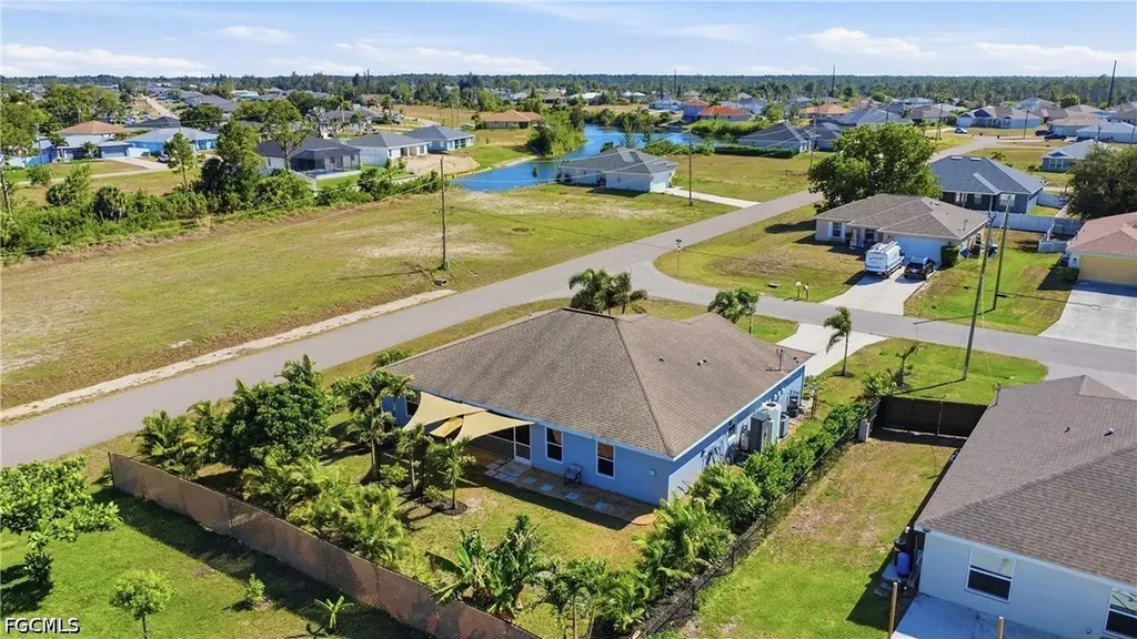 4301 NE 9th Place Cape Coral FL 33909