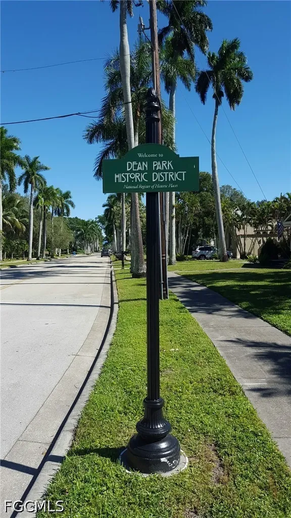 2610 Providence Street Fort Myers FL 33916
