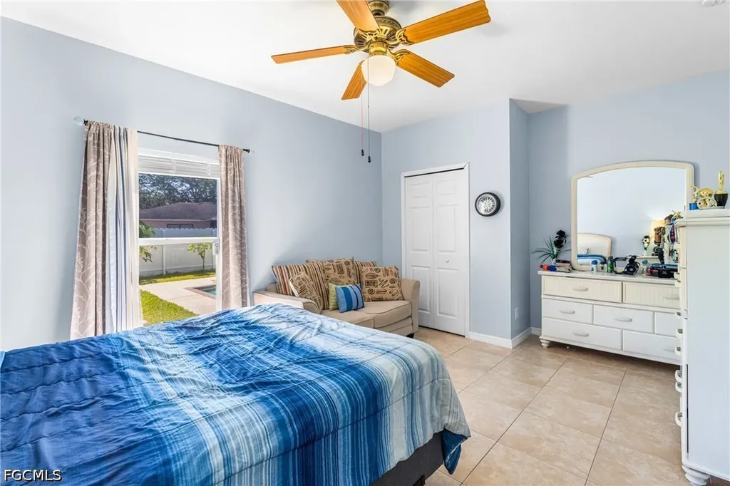 2515 SE 4th Avenue Cape Coral FL 33904