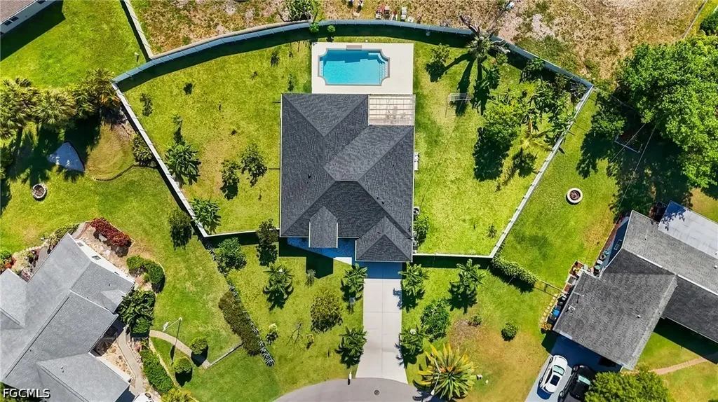 2515 SE 4th Avenue Cape Coral FL 33904
