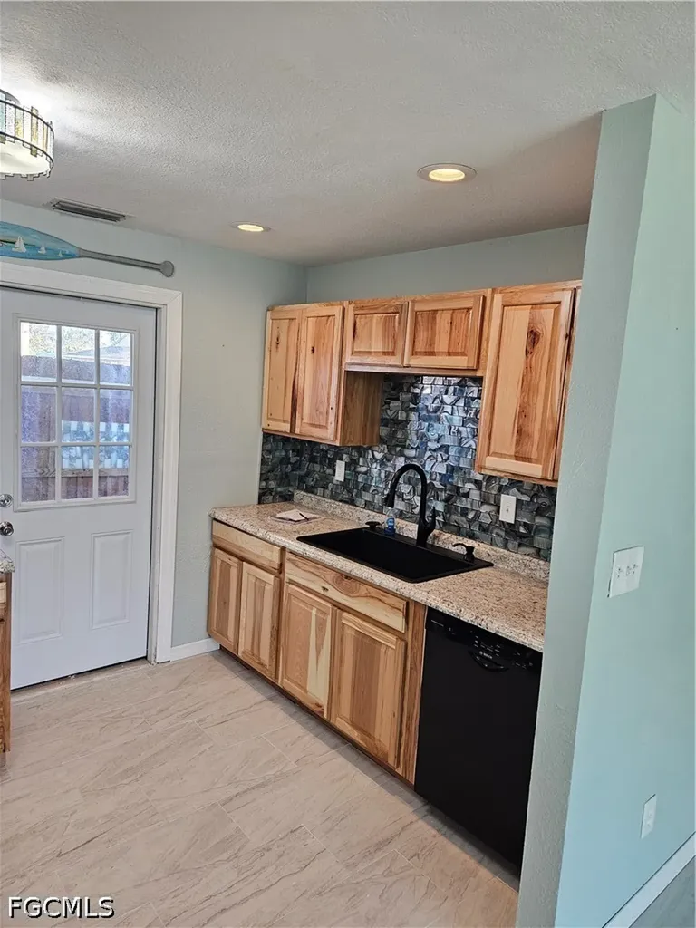 14937 Wise Way Fort Myers FL 33905
