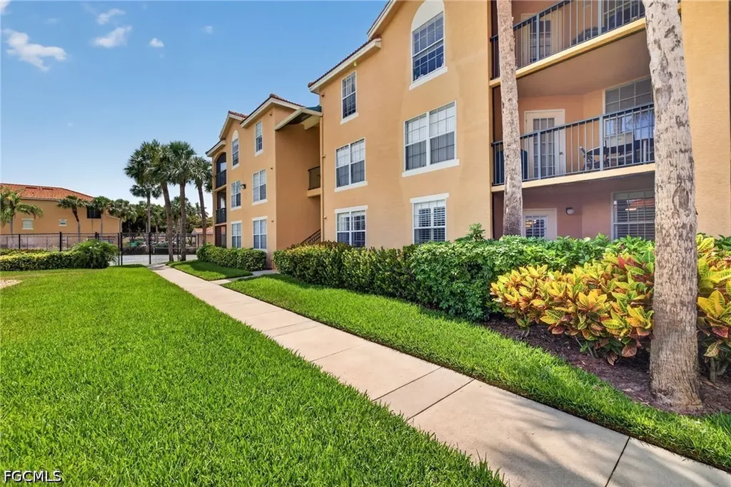 8659 River Homes Lane Bonita Springs FL 34135